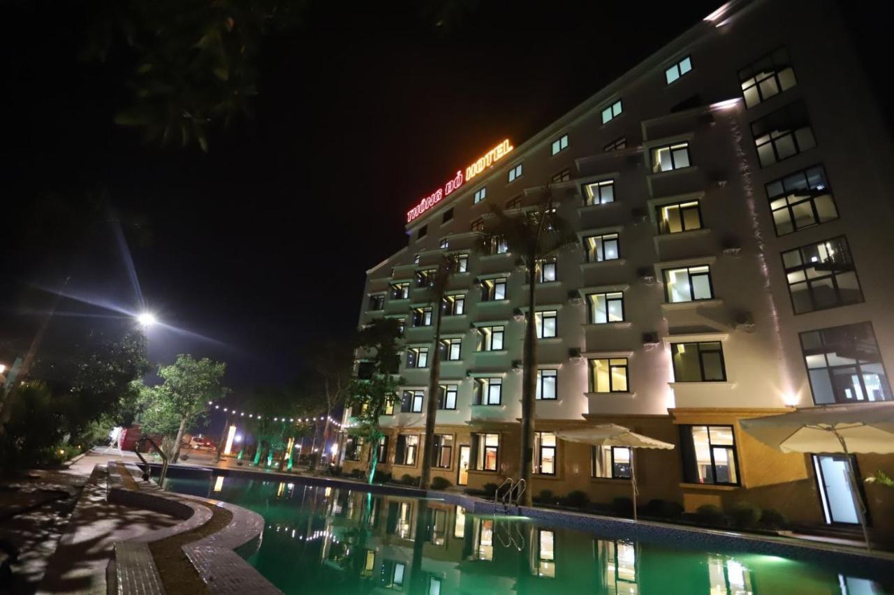 Thông Đỏ Hotel Vinh Exterior foto