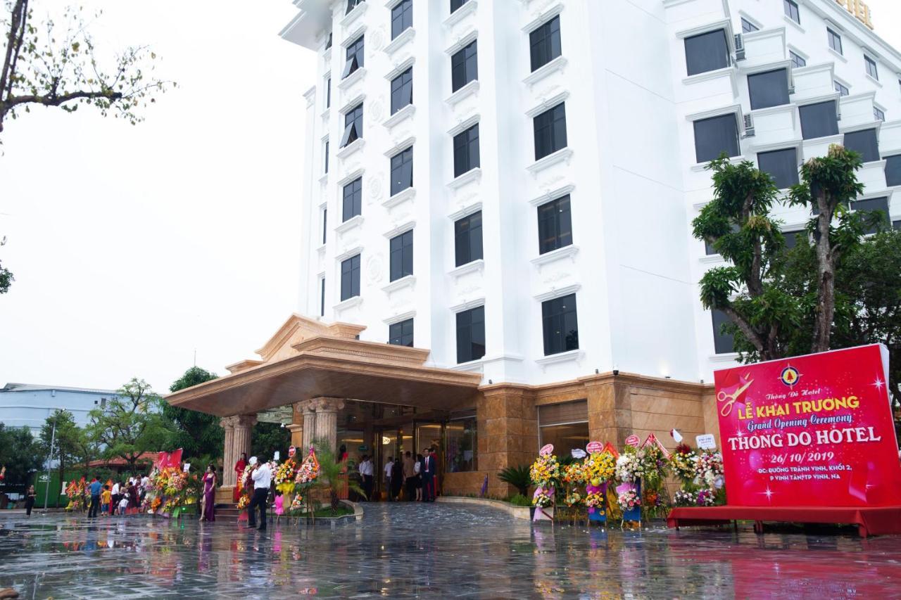 Thông Đỏ Hotel Vinh Exterior foto